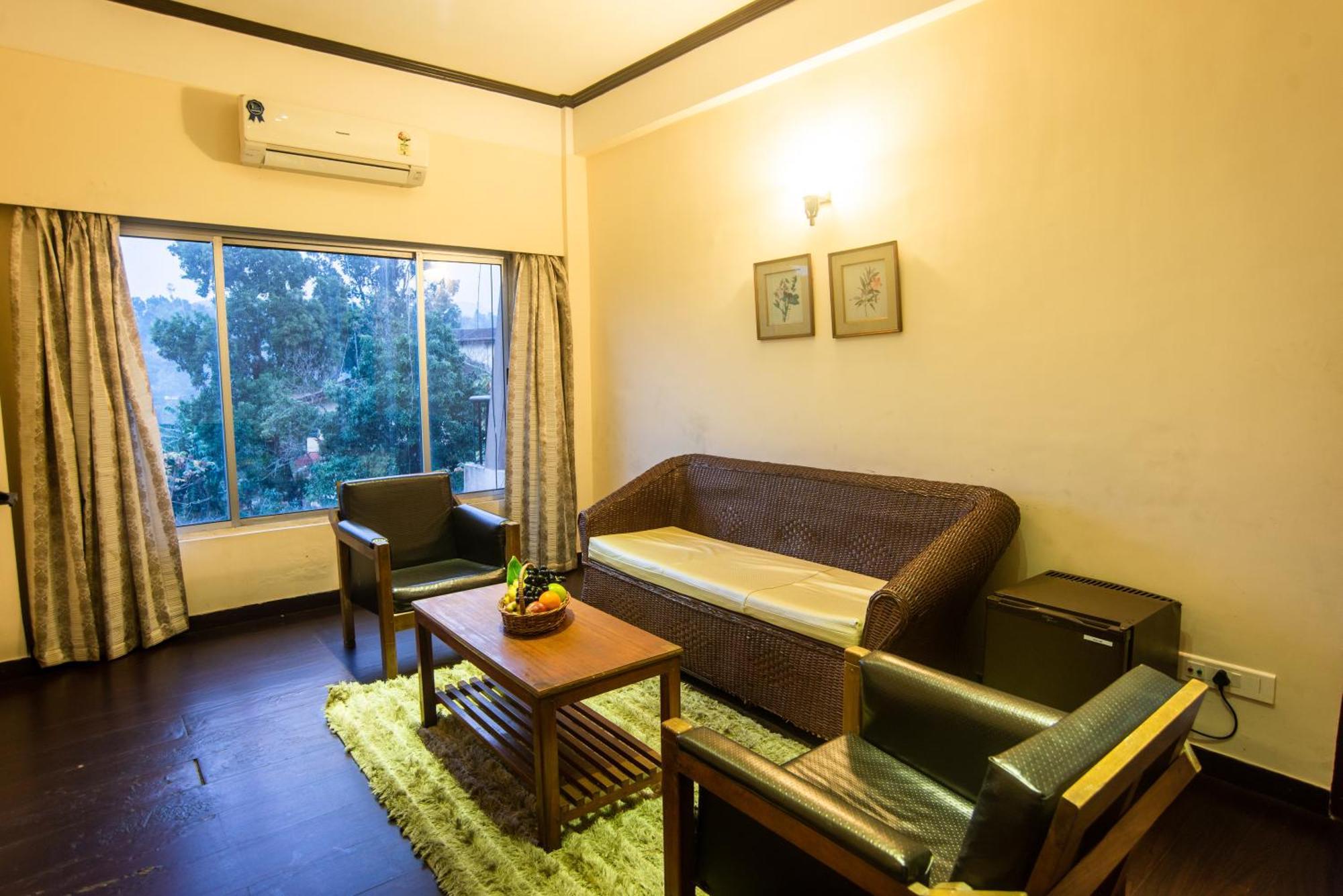 Polo Tura Hotel Εξωτερικό φωτογραφία