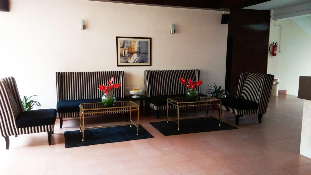 Polo Tura Hotel Εξωτερικό φωτογραφία