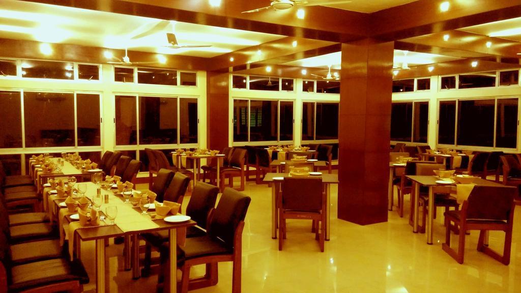 Polo Tura Hotel Εξωτερικό φωτογραφία
