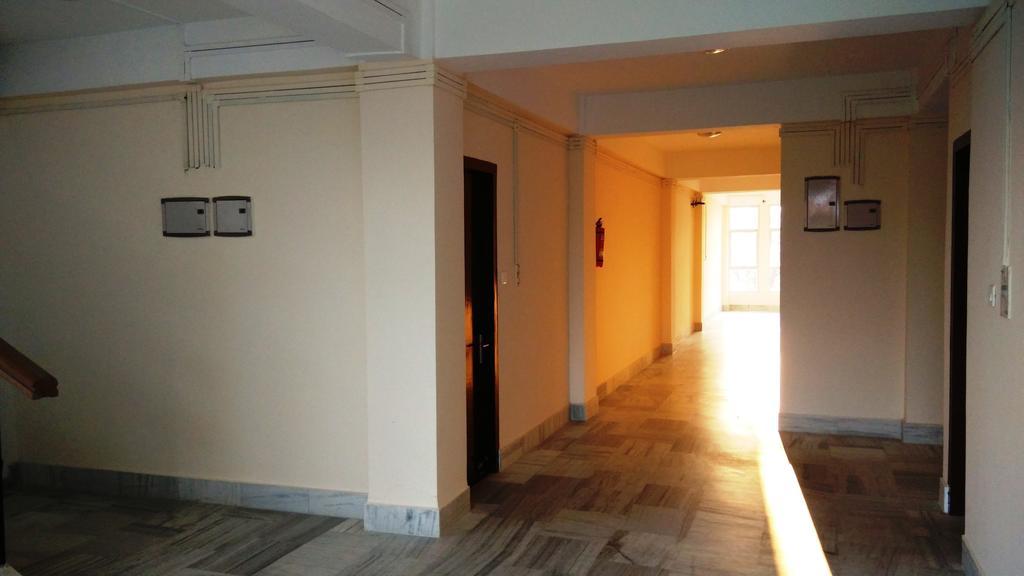 Polo Tura Hotel Εξωτερικό φωτογραφία