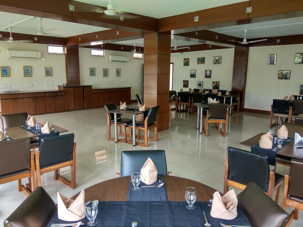 Polo Tura Hotel Εξωτερικό φωτογραφία